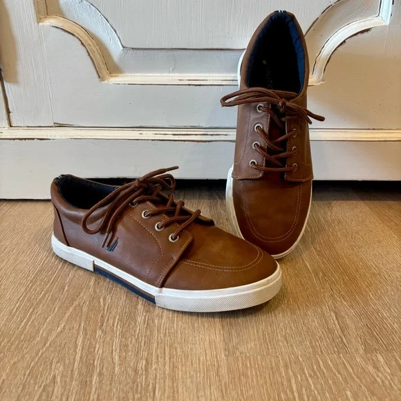 Nautica big Boys Brown Berrian Moc 2 Casual Shoes size 6 - Picture 2 of 9